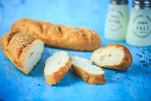 Безглутенова багета със сусамова поръска - 2 бр.